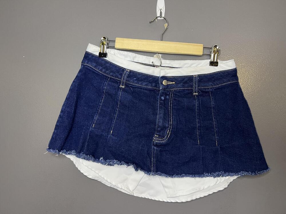 BDG Denim Skirt Womens Medium Blue Mini Raw Hem White Lined Layered Casual